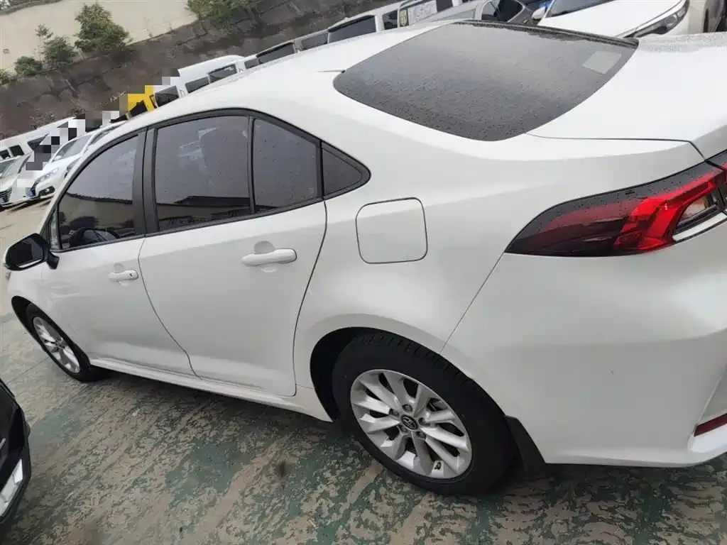 Toyota Corolla 2023 из CN, фото 5