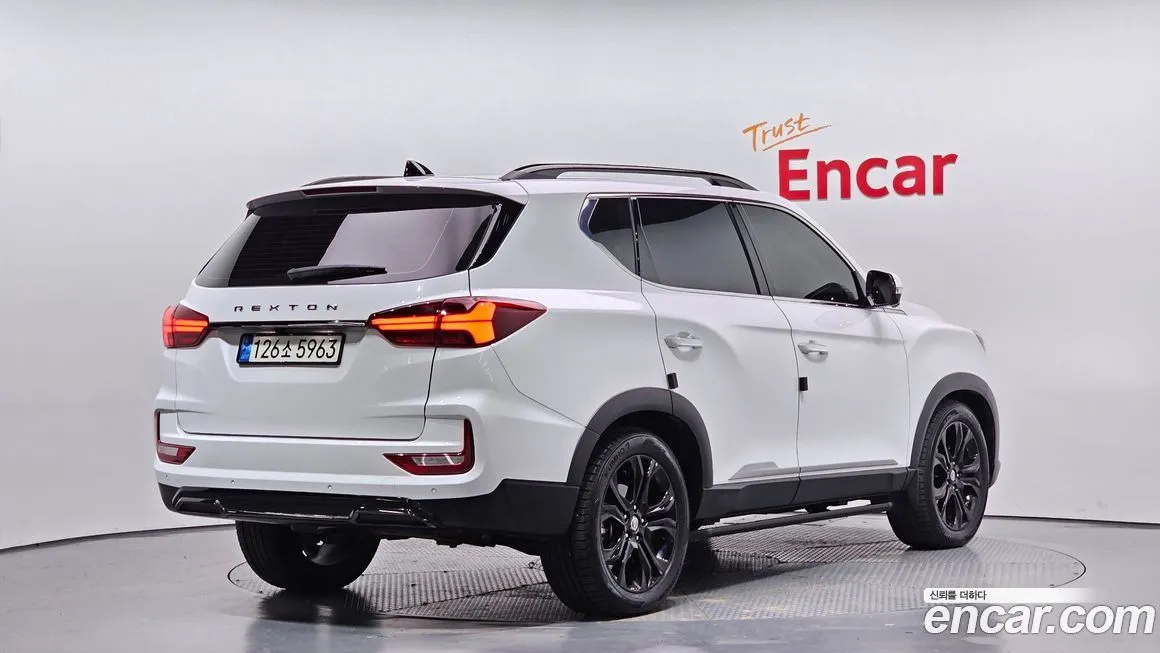 KG Mobility (Ssangyong) Rexton — фото 2