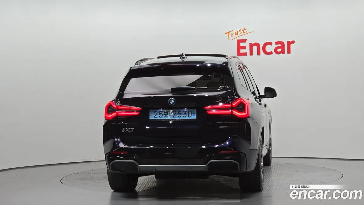 BMW iX3 2024 из KR, фото 4