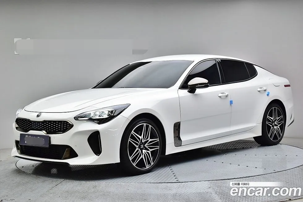 Kia Stinger 2021 из KR, фото 1