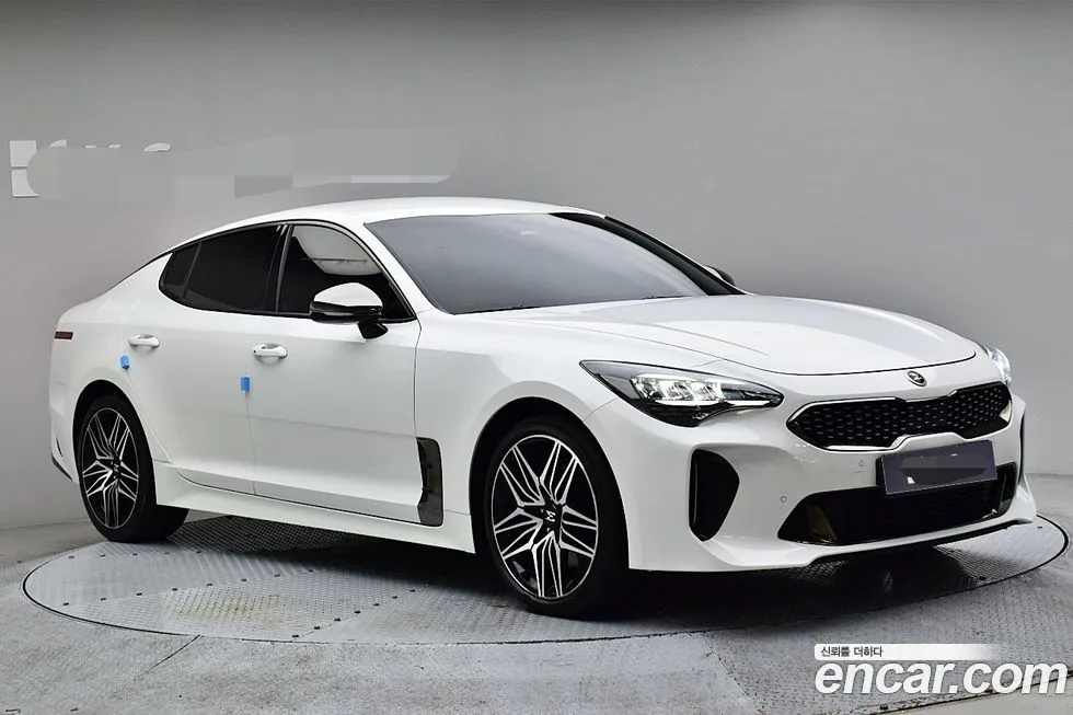 Kia Stinger 2021 из KR, фото 2