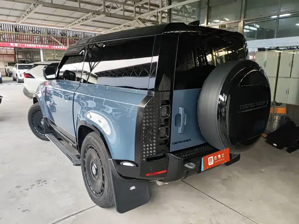 Land Rover Defender — фото 8