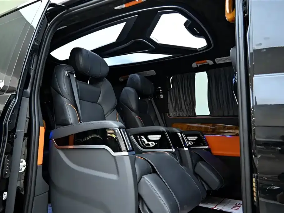 Mercedes-Benz Vito 2023 из CN, фото 8