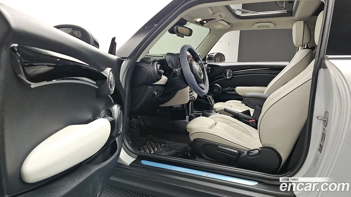 Mini Cooper 2023 из KR, фото 10