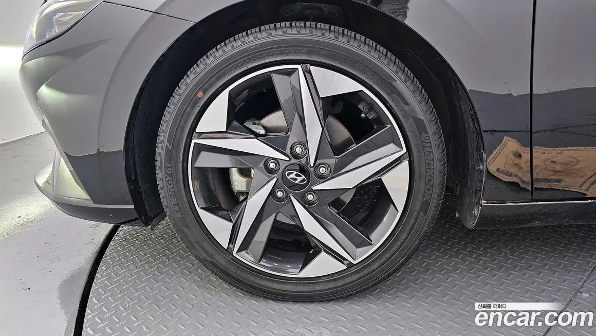 Hyundai AVANTE — фото 5