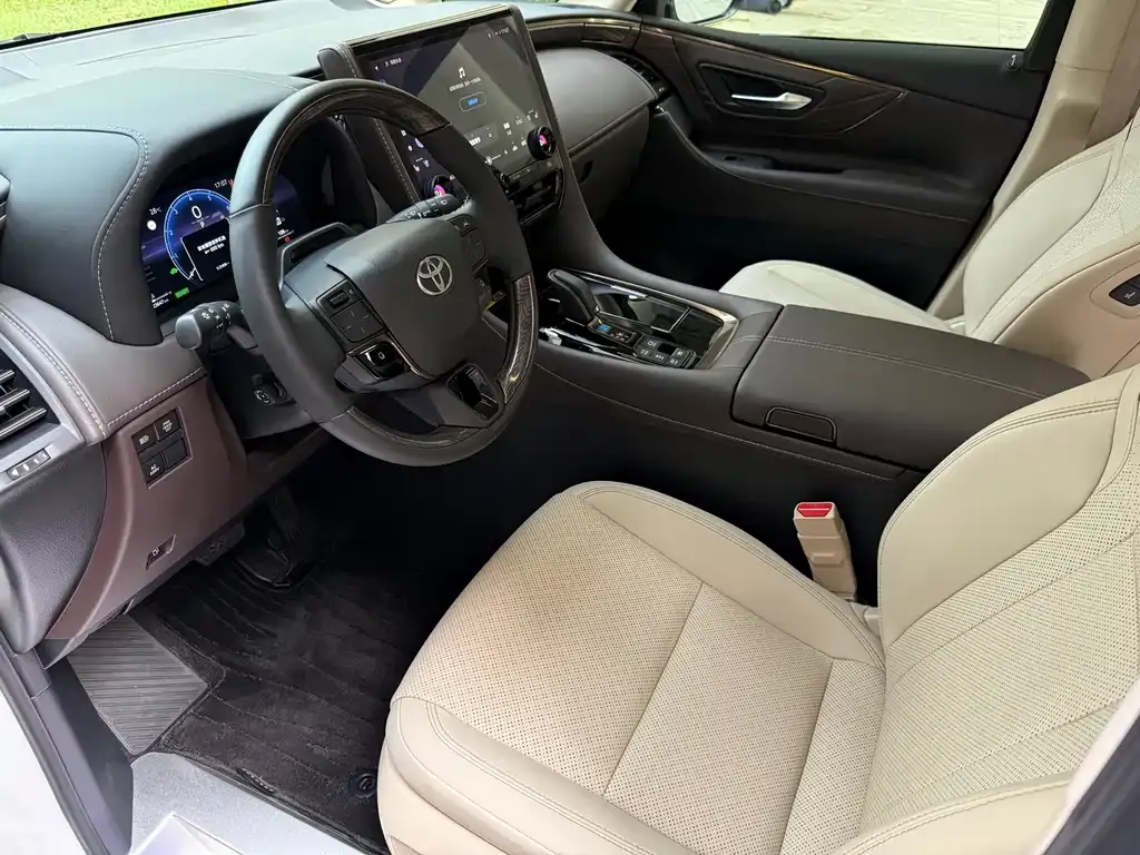 Toyota Alphard 2024 из CN, фото 8