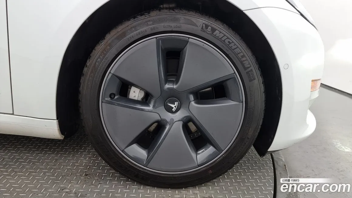 Tesla Model 3 2021 из KR, фото 5