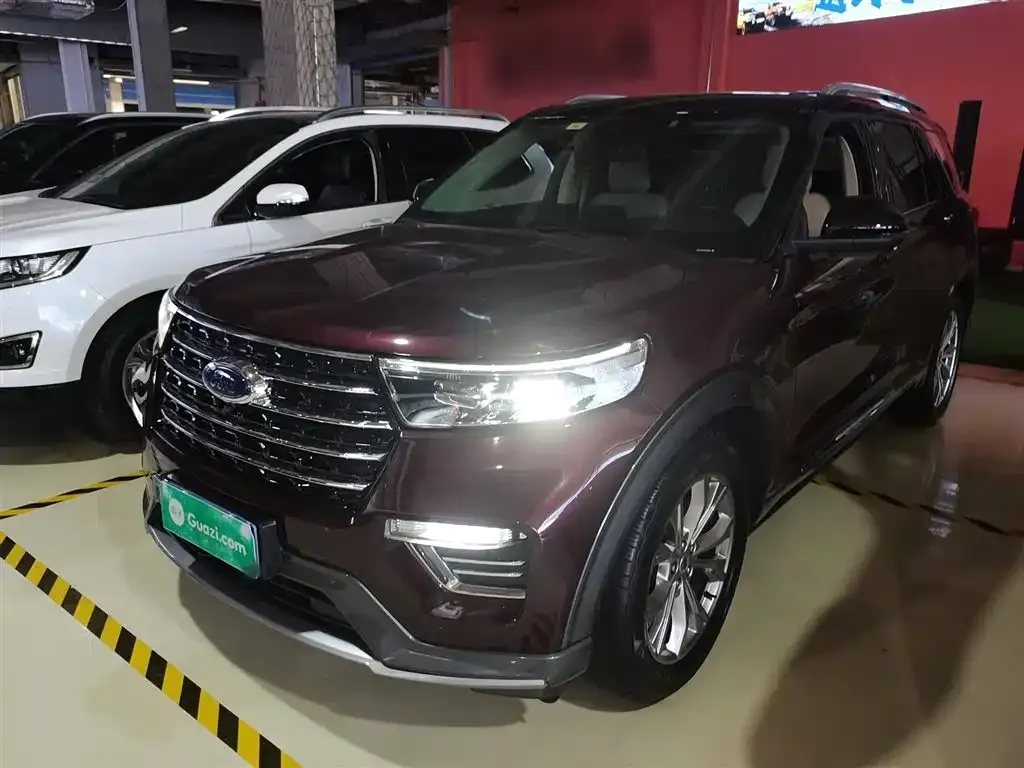 Ford Explorer 2021 из CN, фото 1