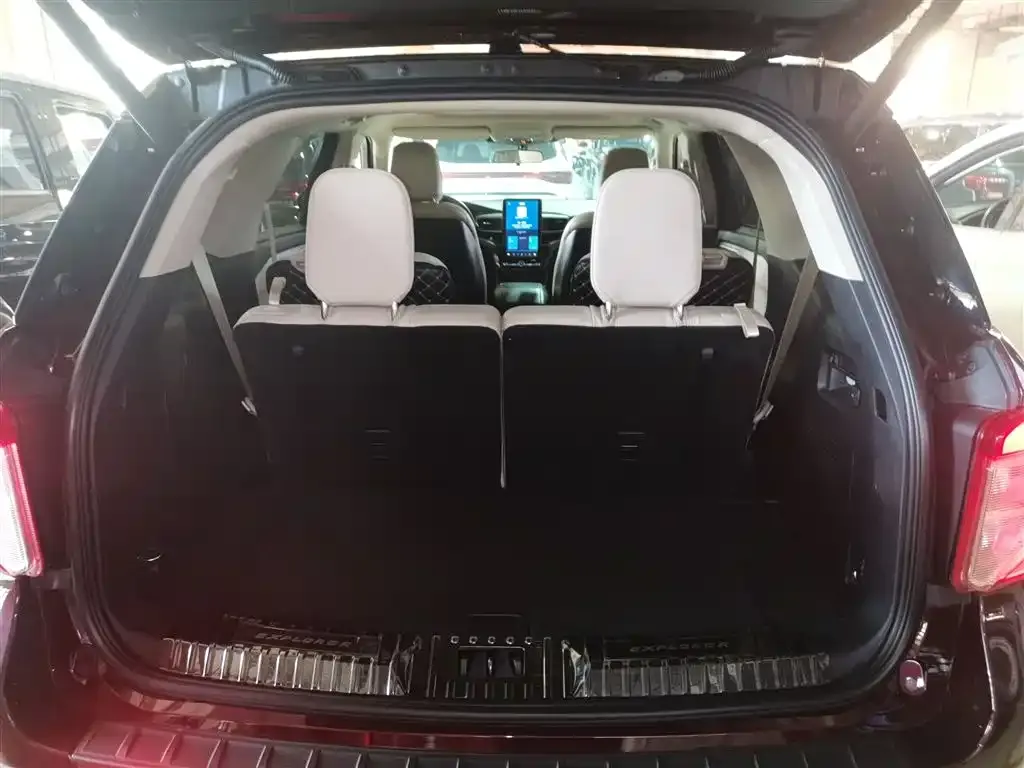 Ford Explorer 2021 из CN, фото 10