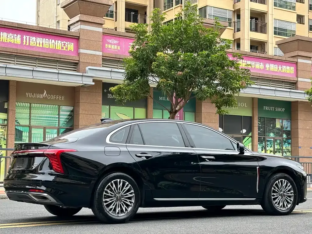 Hongqi H5 — фото 4