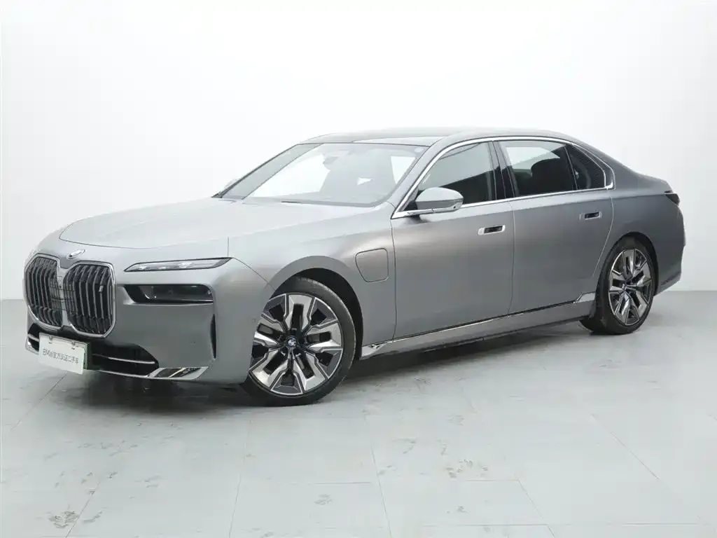 BMW i7 2023 из CN, фото 1