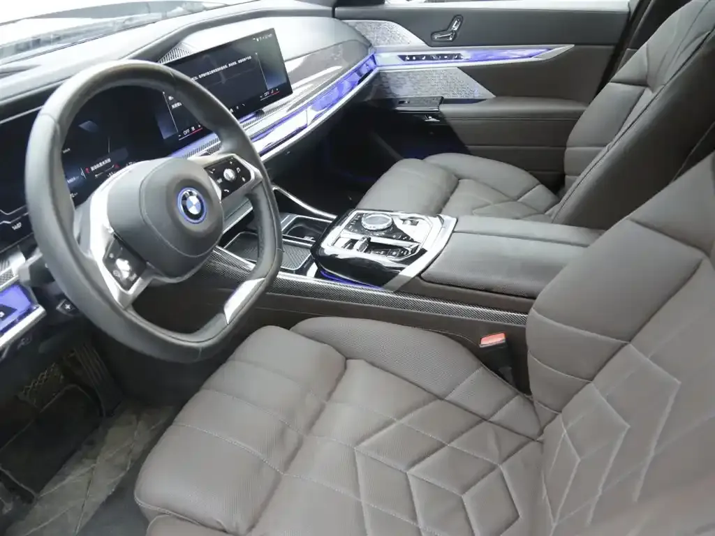 BMW i7 2023 из CN, фото 8