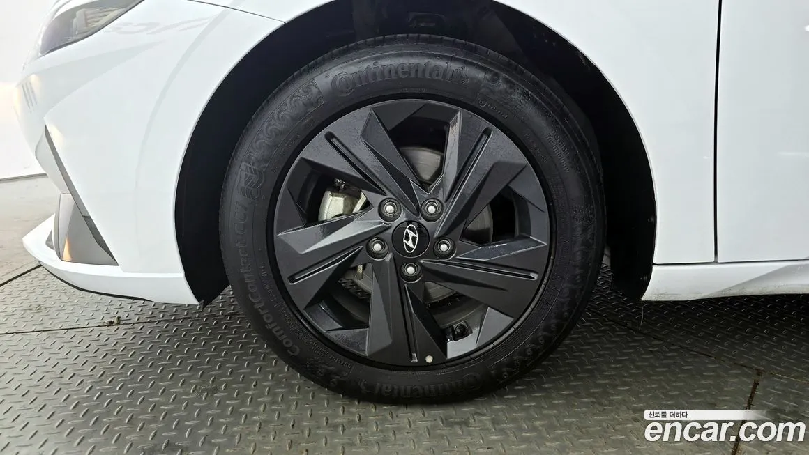 Hyundai AVANTE 2023 из KR, фото 5