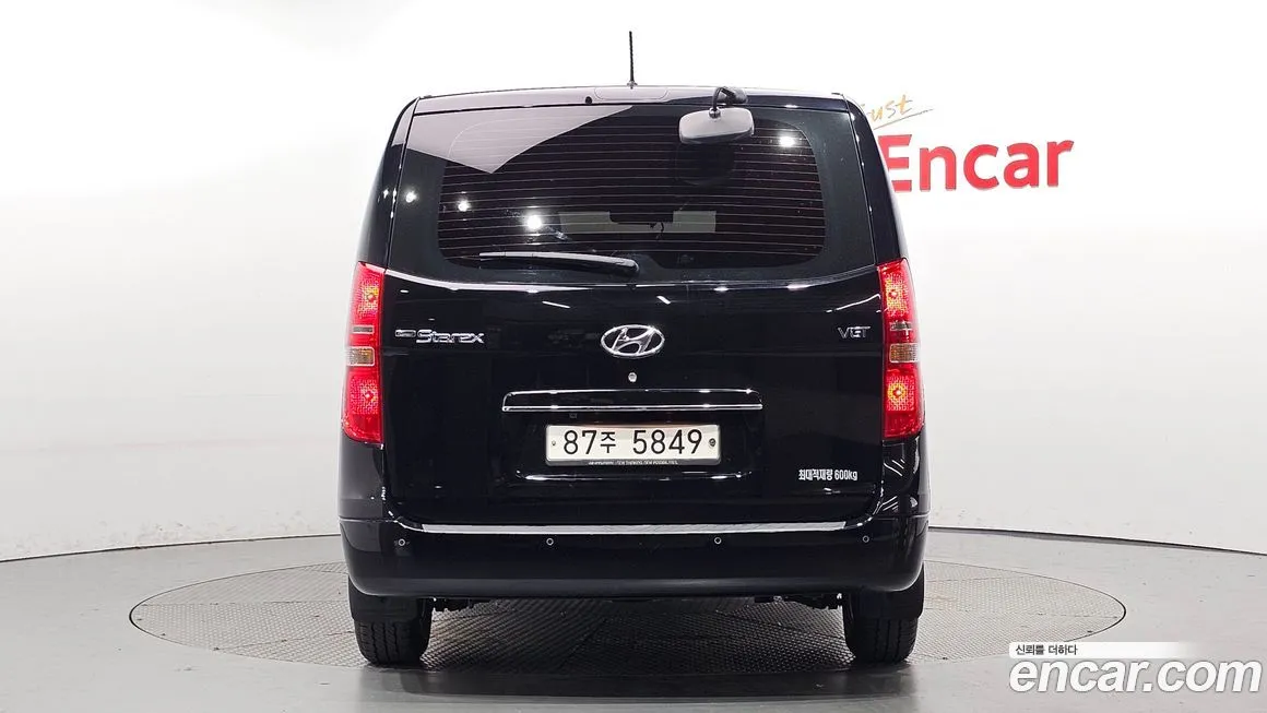 Hyundai Starex — фото 4