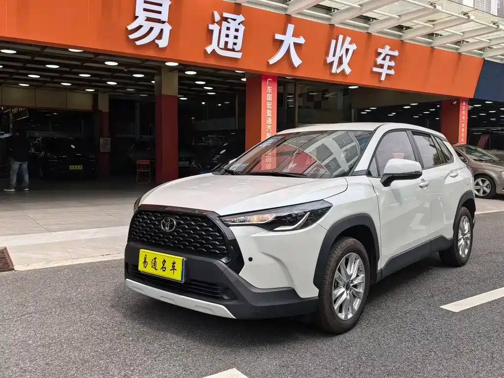 Toyota Corolla Cross 2024 из CN, фото 2