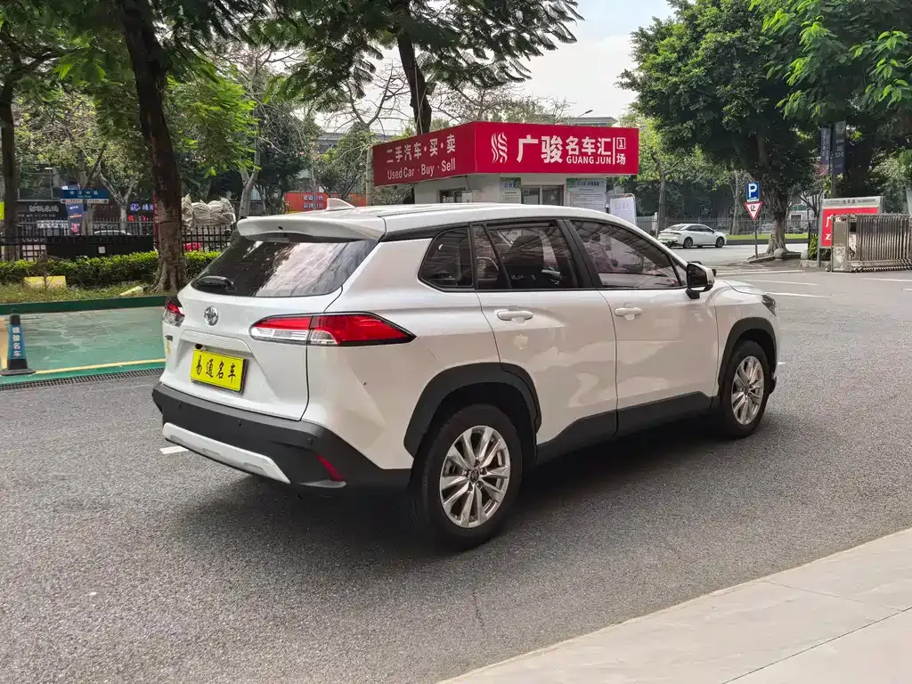 Toyota Corolla Cross 2024 из CN, фото 6