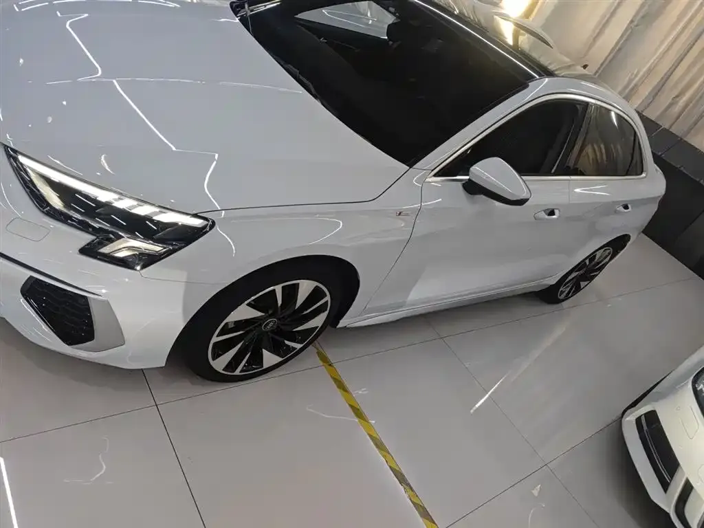 Audi A3 2023 из CN, фото 5