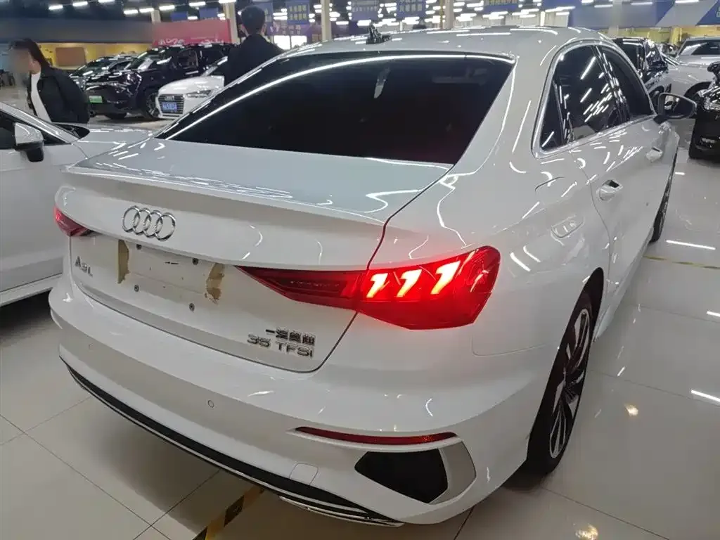 Audi A3 2023 из CN, фото 7