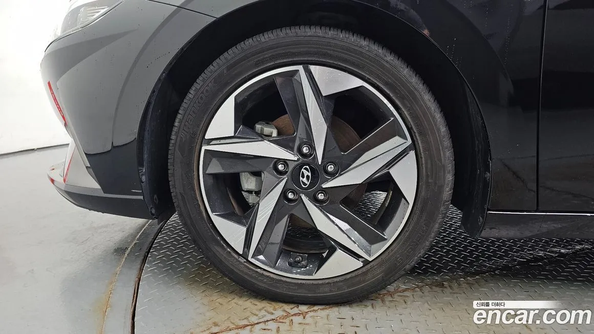Hyundai AVANTE 2023 из KR, фото 5