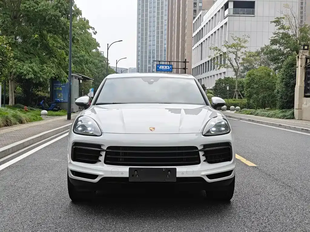 Porsche Cayenne Hybrid — фото 2