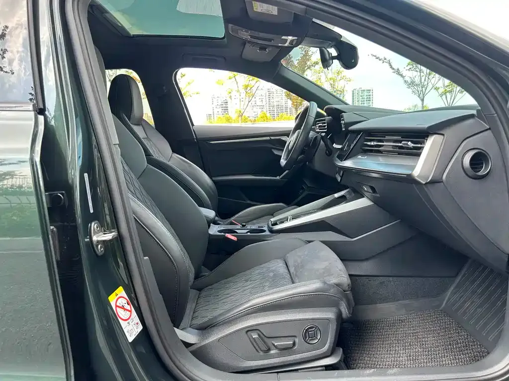 Audi A3 2022 из CN, фото 10