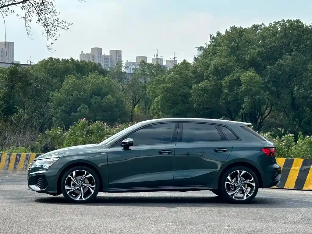 Audi A3 2022 из CN, фото 4