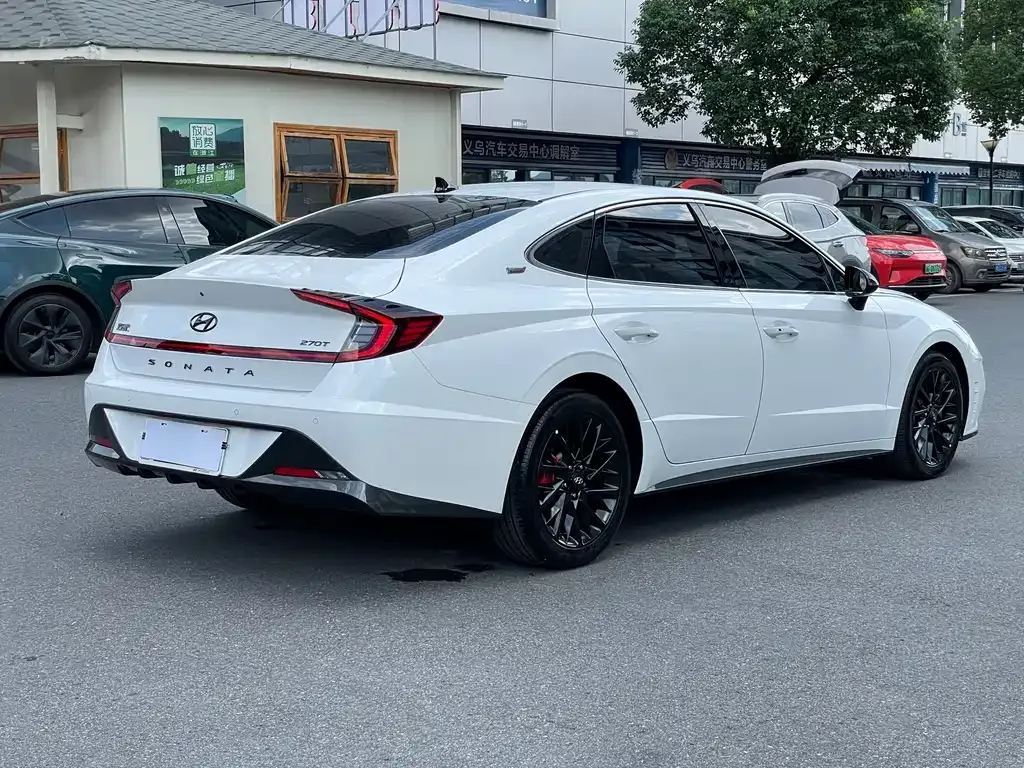 Hyundai Sonata 2023 из CN, фото 4