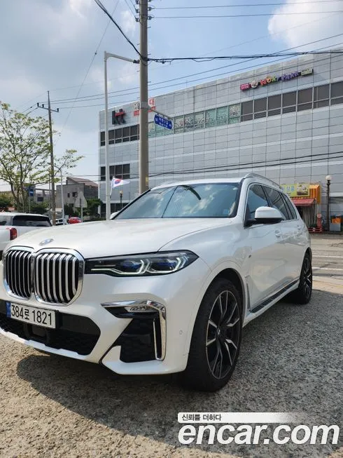 BMW X7 — фото 2