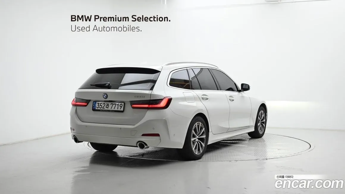 BMW 3-Series 2023 из KR, фото 2