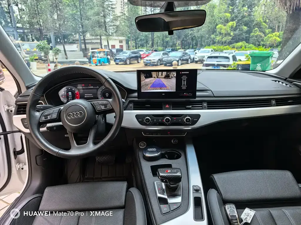 Audi A4L 2022 из CN, фото 4