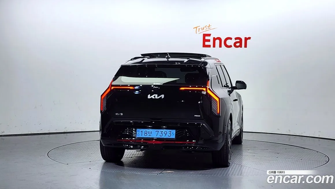 Kia EV3 — фото 4