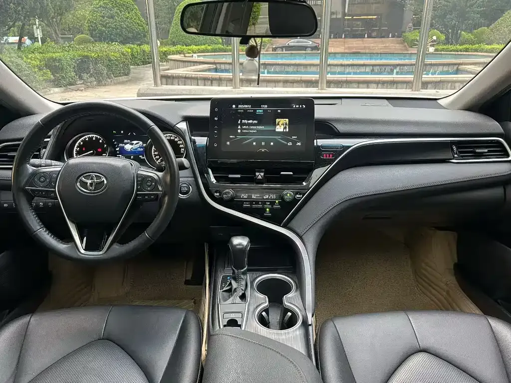Toyota Camry 2022 из CN, фото 6