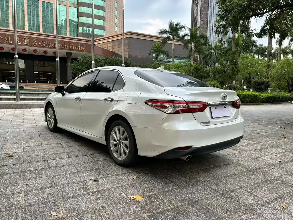 Toyota Camry 2022 из CN, фото 7