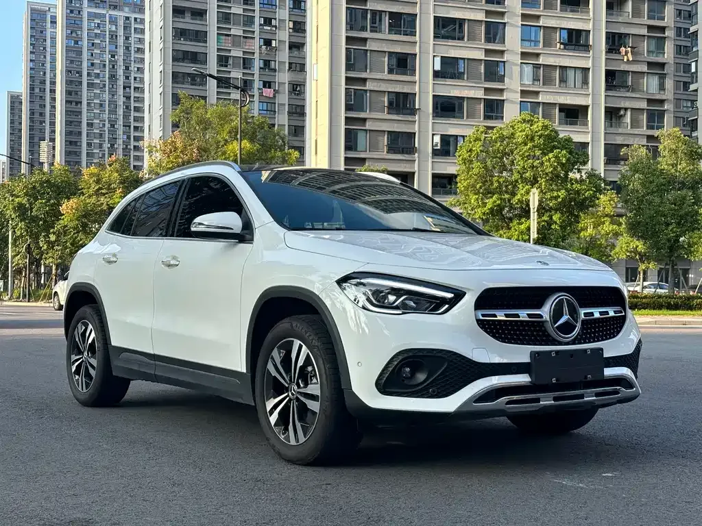 Mercedes-Benz GLA 2023 из CN, фото 1