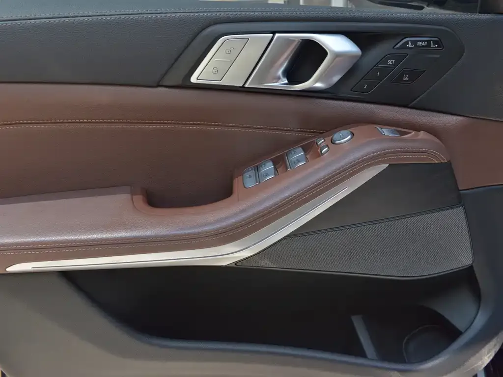 BMW X7 2021 из CN, фото 8