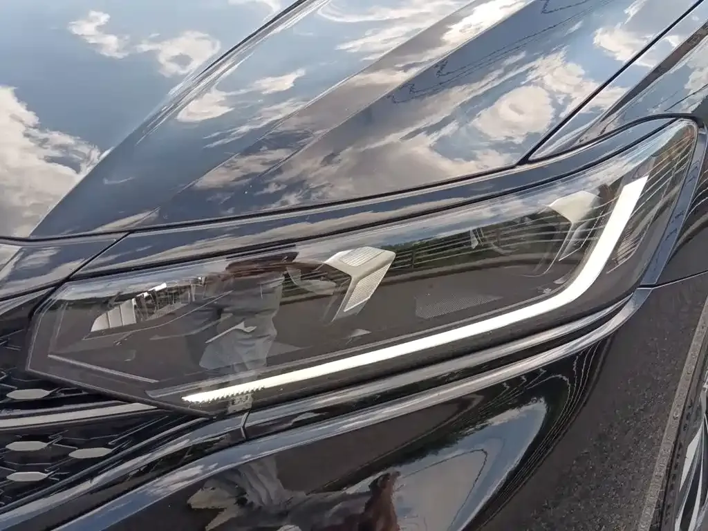 Volkswagen Passat 2022 из CN, фото 5
