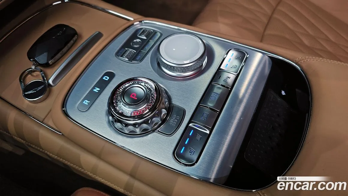 Genesis G90 — фото 9