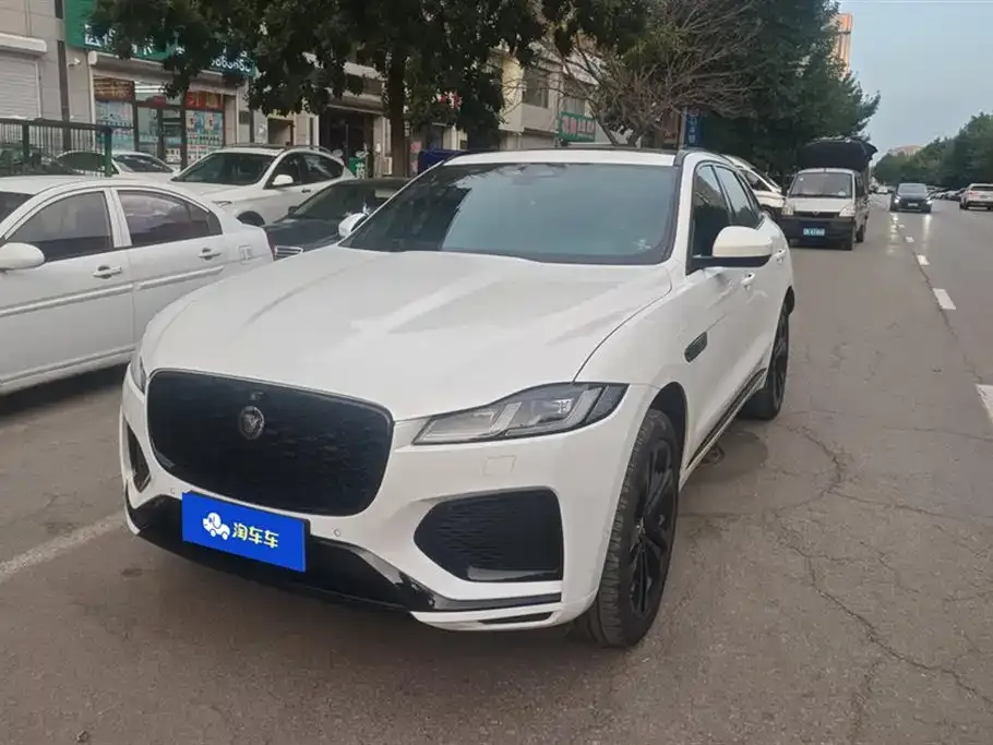 Jaguar F-PACE — фото 1