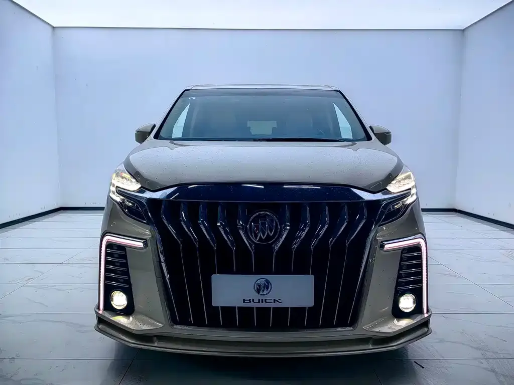 Buick GL8 2022 из CN, фото 2