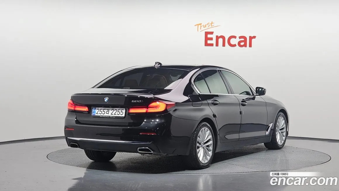 BMW 5-Series 2021 из KR, фото 2