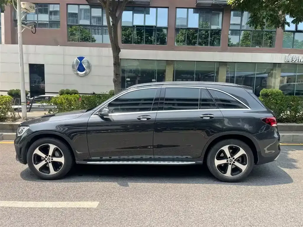 Mercedes-Benz GLC 2023 из CN, фото 3