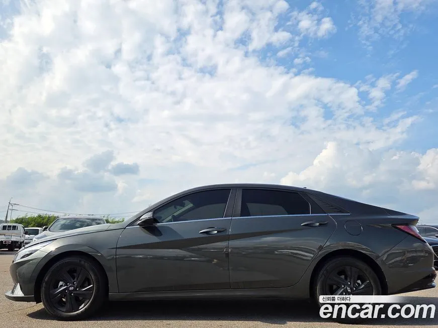 Hyundai AVANTE 2021 из KR, фото 4