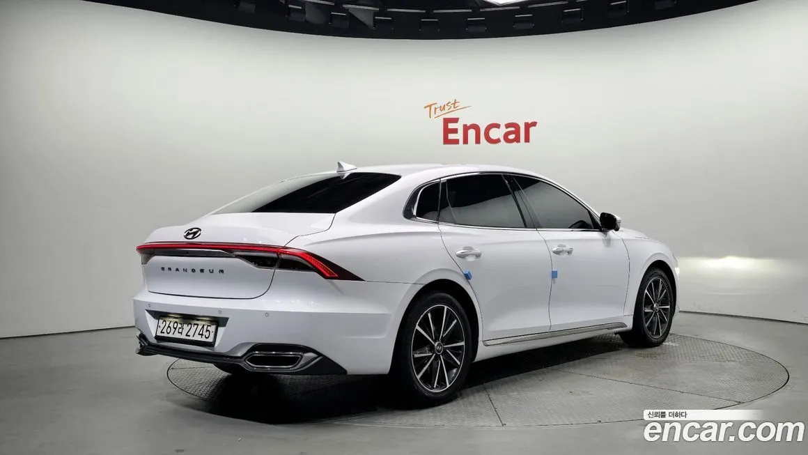 Hyundai Grandeur 2023 из KR, фото 2