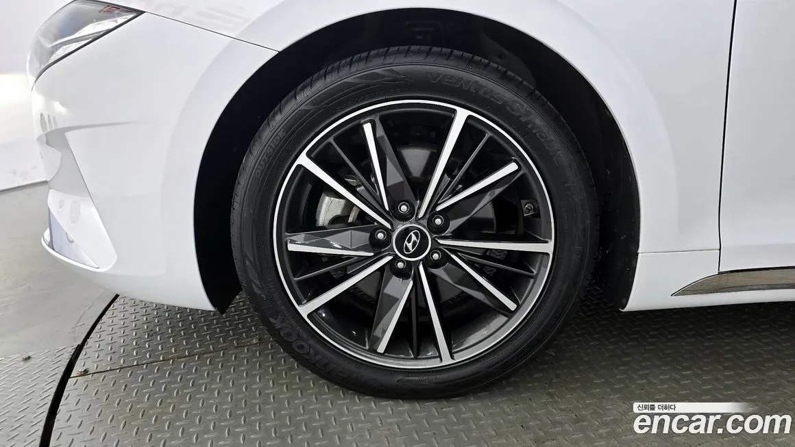 Hyundai Grandeur 2023 из KR, фото 5