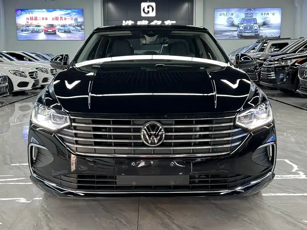 Volkswagen Lavida 2023 из CN, фото 1