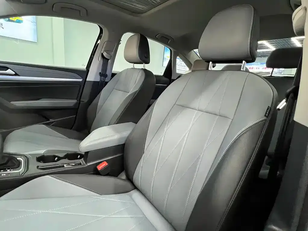 Volkswagen Lavida 2023 из CN, фото 7