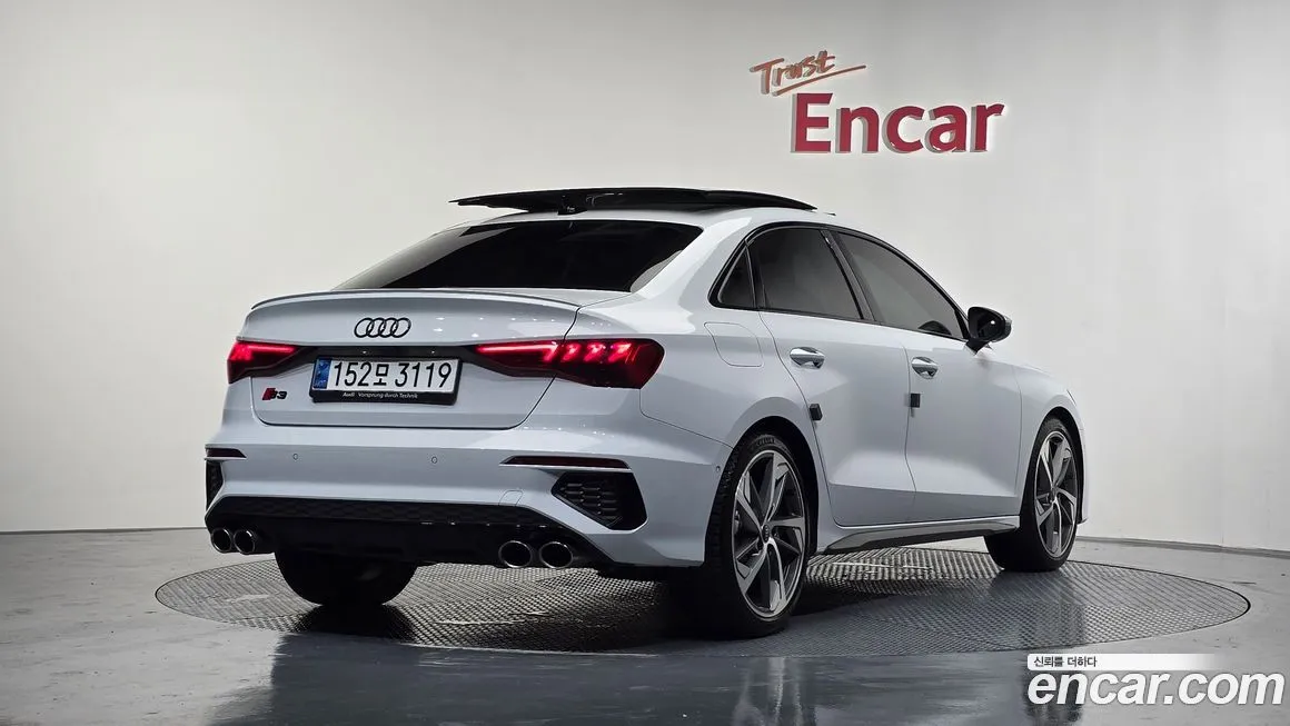 Audi S3 2023 из KR, фото 2