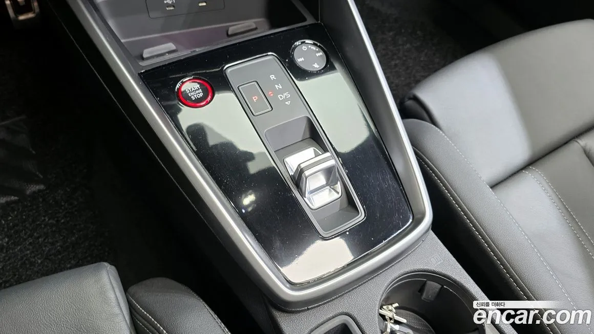 Audi S3 2023 из KR, фото 9