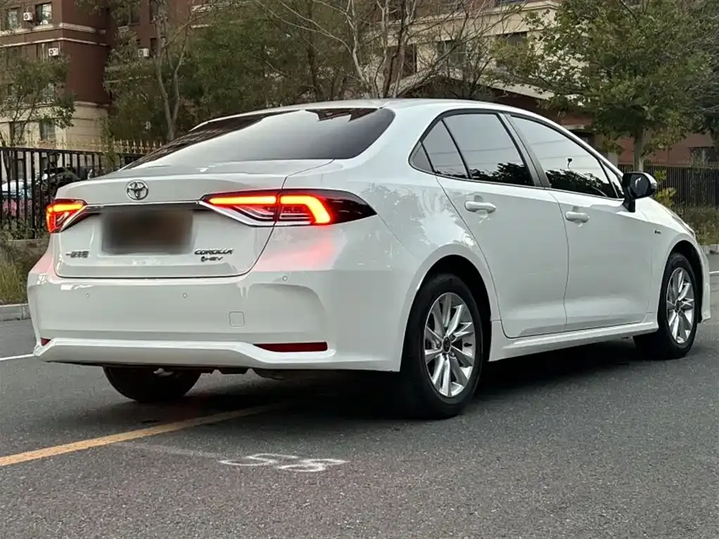 Toyota Corolla 2025 из CN, фото 5