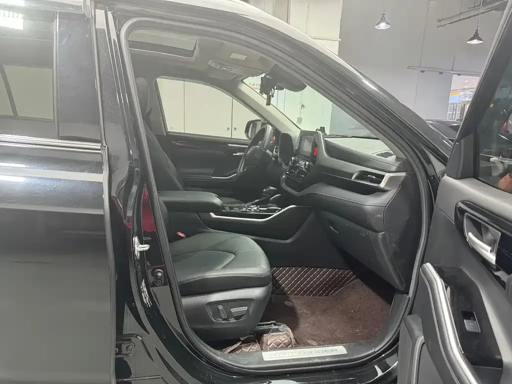 Toyota Highlander 2023 из CN, фото 6